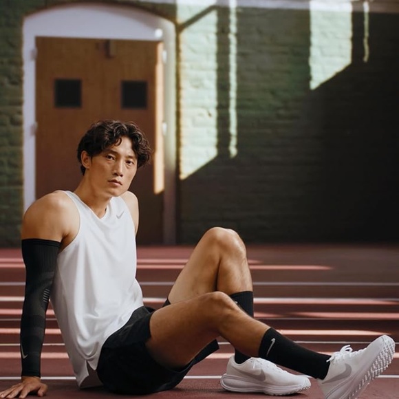 Nike Men's  Running Shoes - Picture 5 of 5